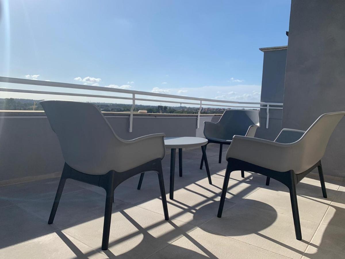 Apartament Penthouse Aureliana Attico Con Piscina A Roma Zewnętrze zdjęcie